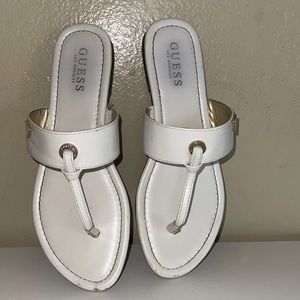 Women’s sandals